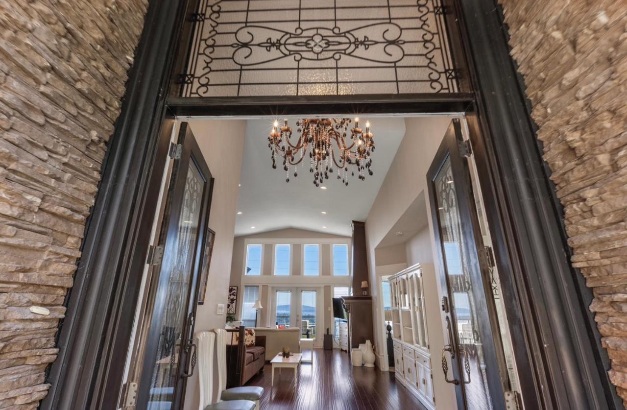 Seaview Executive Home Ladysmith Exterior foto